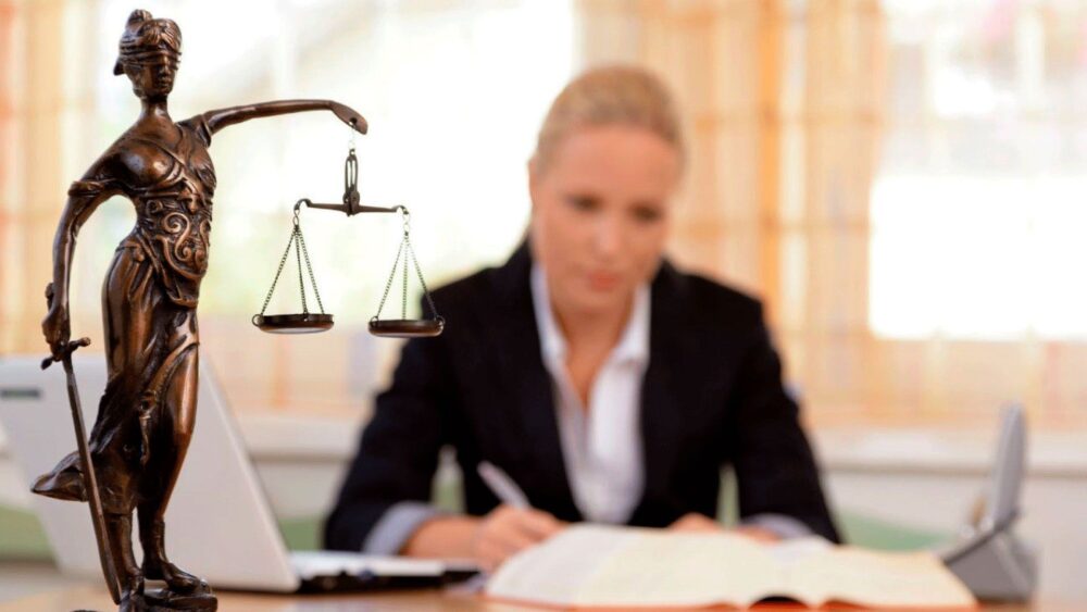 ¿Cuánto dura la carrera de Derecho en la Universidad de Chile? 2026
